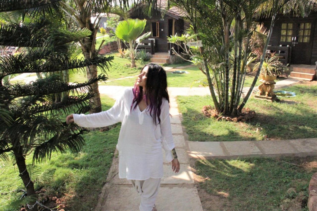 Lotus Sutra Hotel อารัมบล ภายนอก รูปภาพ
