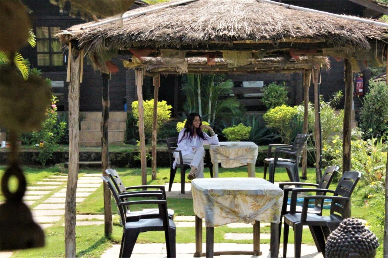 Lotus Sutra Hotel อารัมบล ภายนอก รูปภาพ