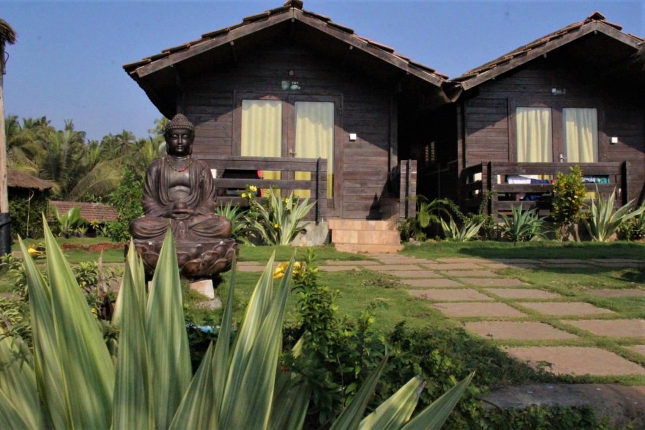 Lotus Sutra Hotel อารัมบล ภายนอก รูปภาพ