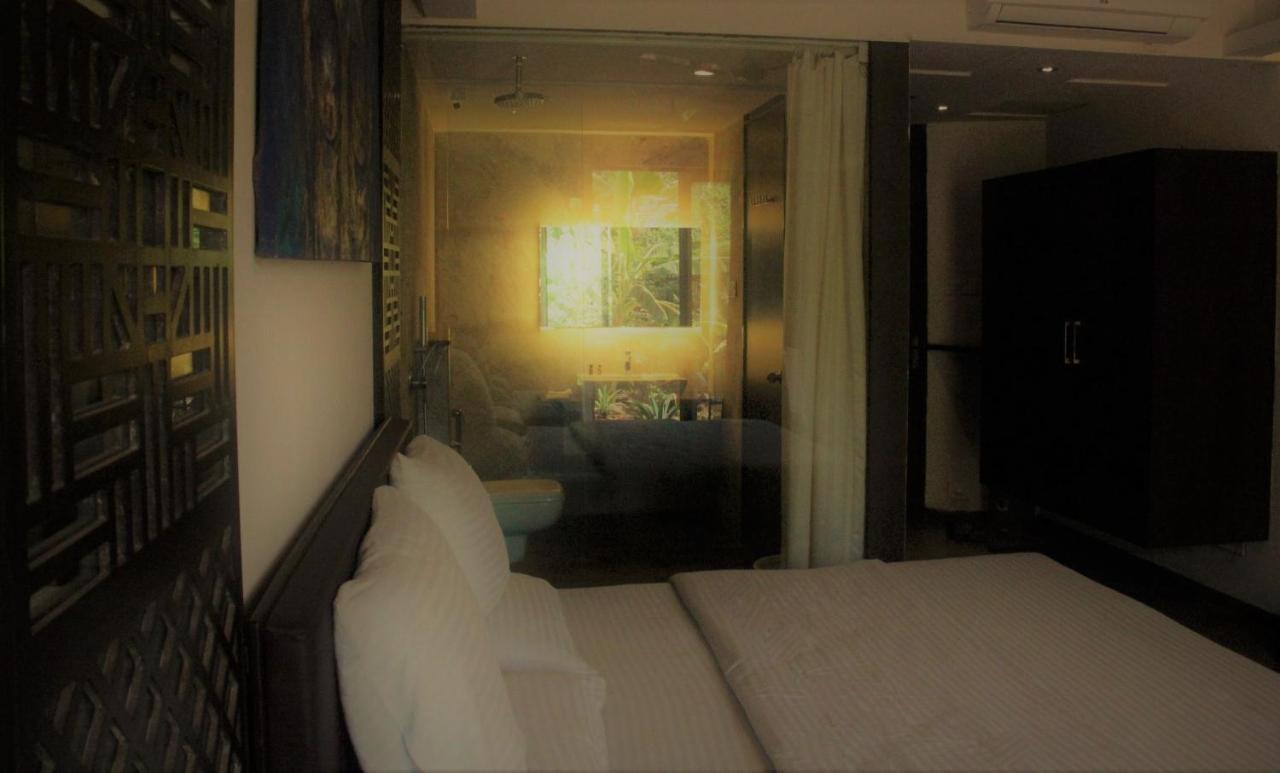 Lotus Sutra Hotel อารัมบล ภายนอก รูปภาพ